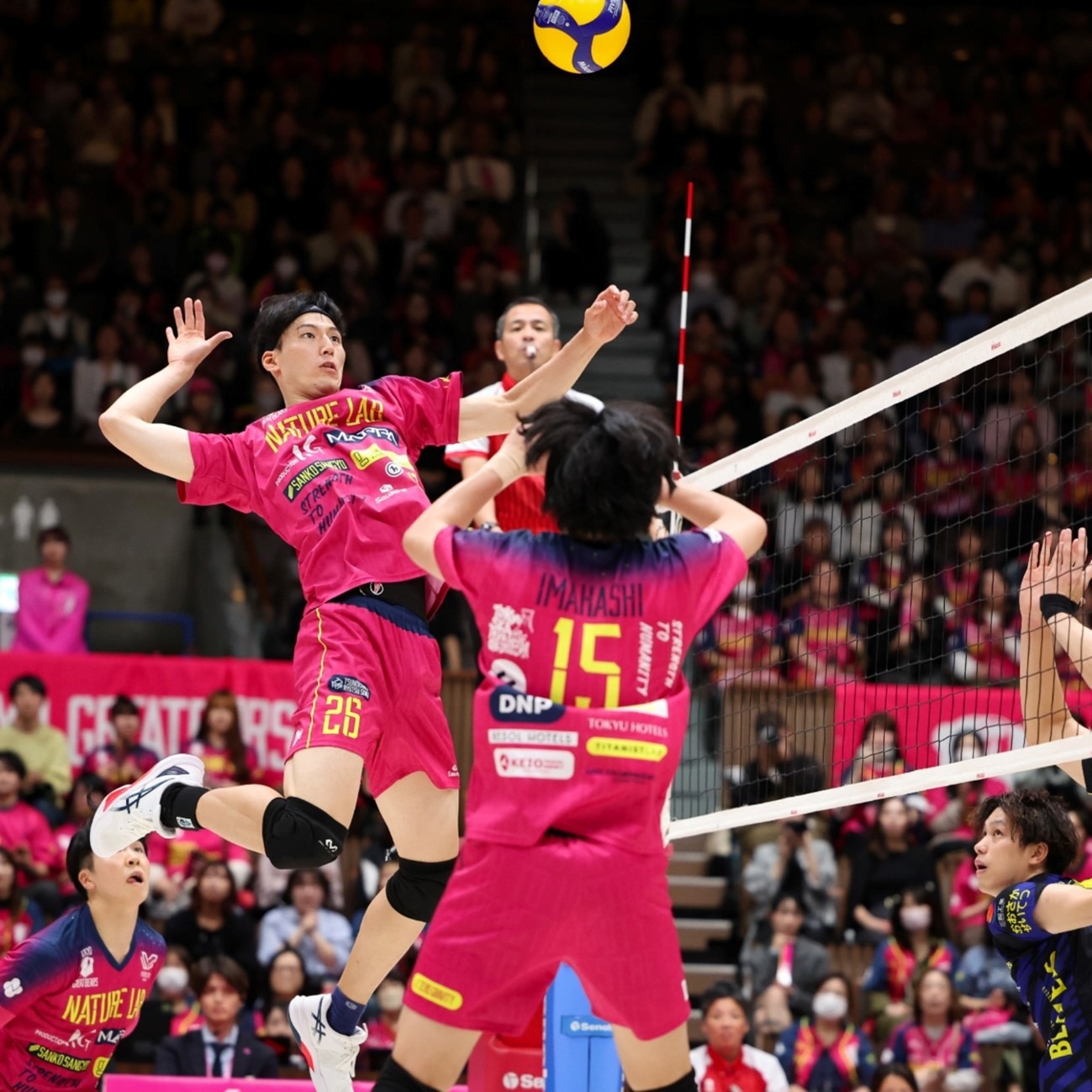 骑士挥洒超149亿美元奢侈税，昔日辉煌今何在？